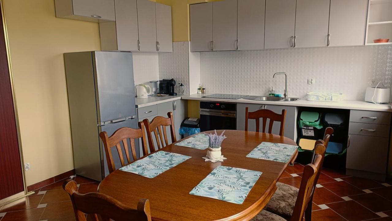 Dom Wypoczynkowy Rybnicka - Apartamenty Gdynia Exterior foto